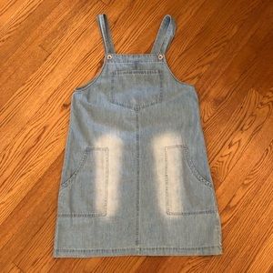 Overall dress